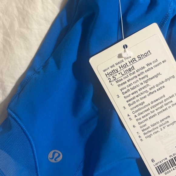Lululemon Hotty Hot HR Shorts 2.5” - Picture 3 of 3